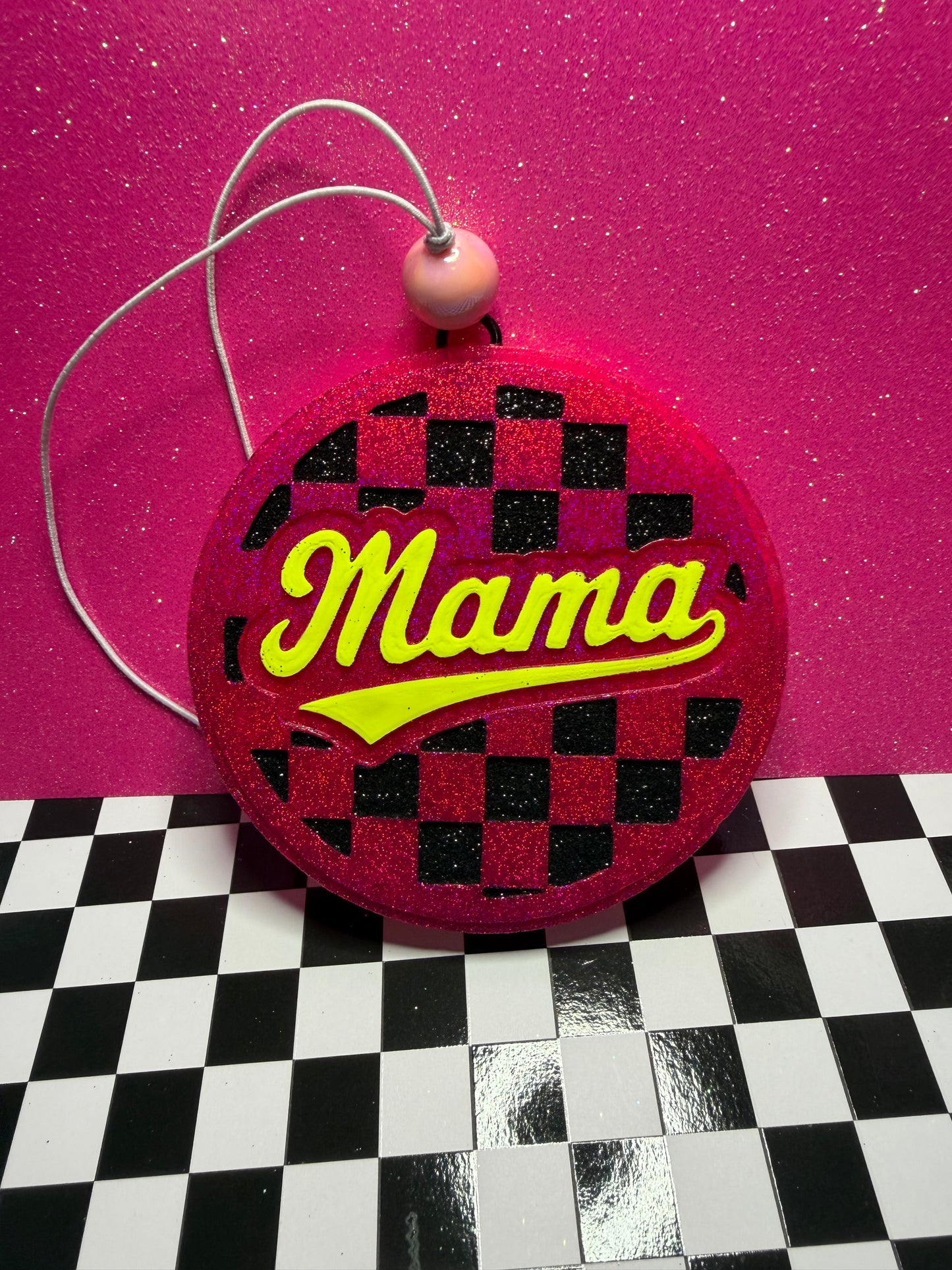 Checker MAMA Freshie
